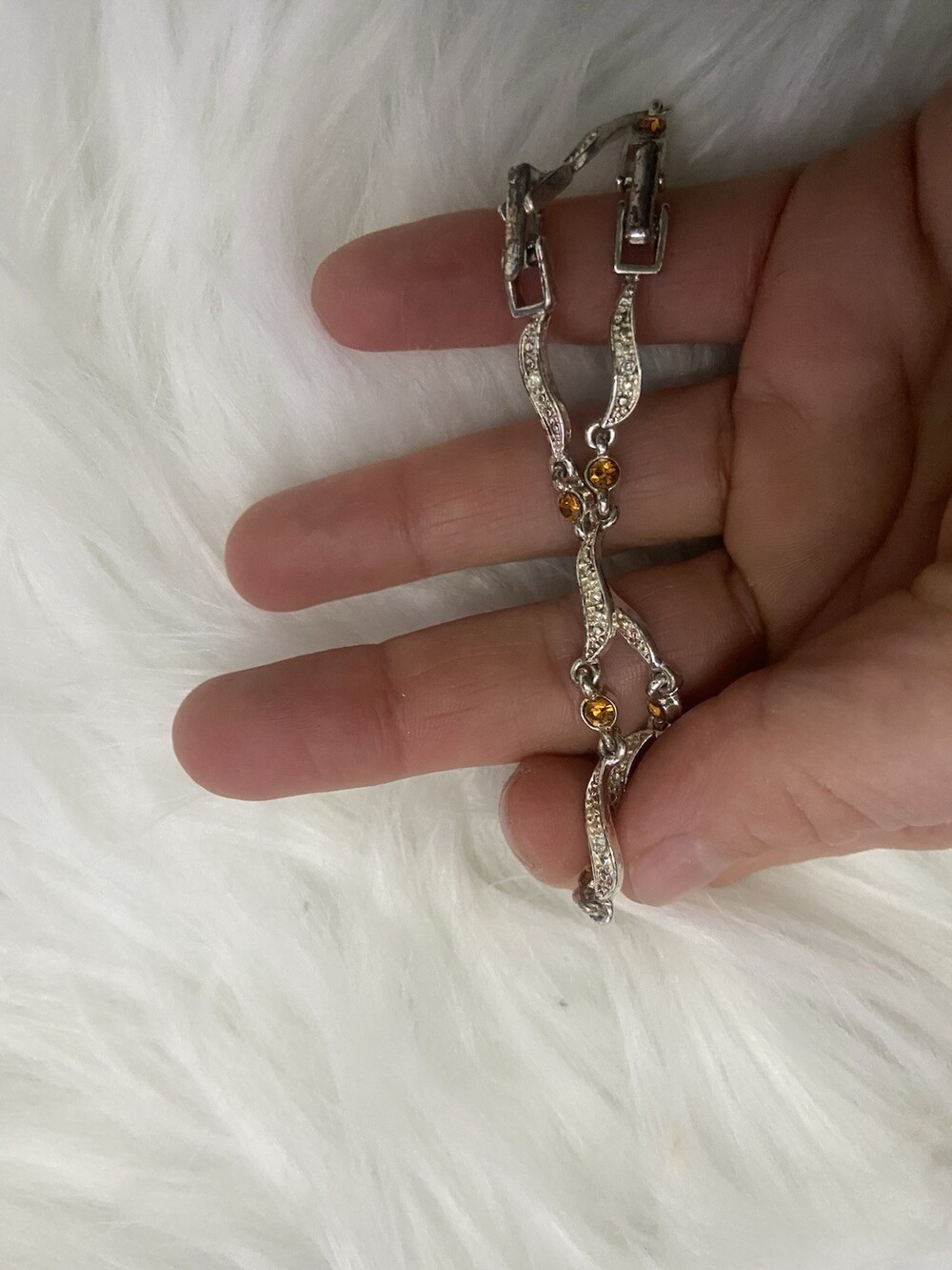 Avon Tennis Bracelet Rhinestone 8.5"